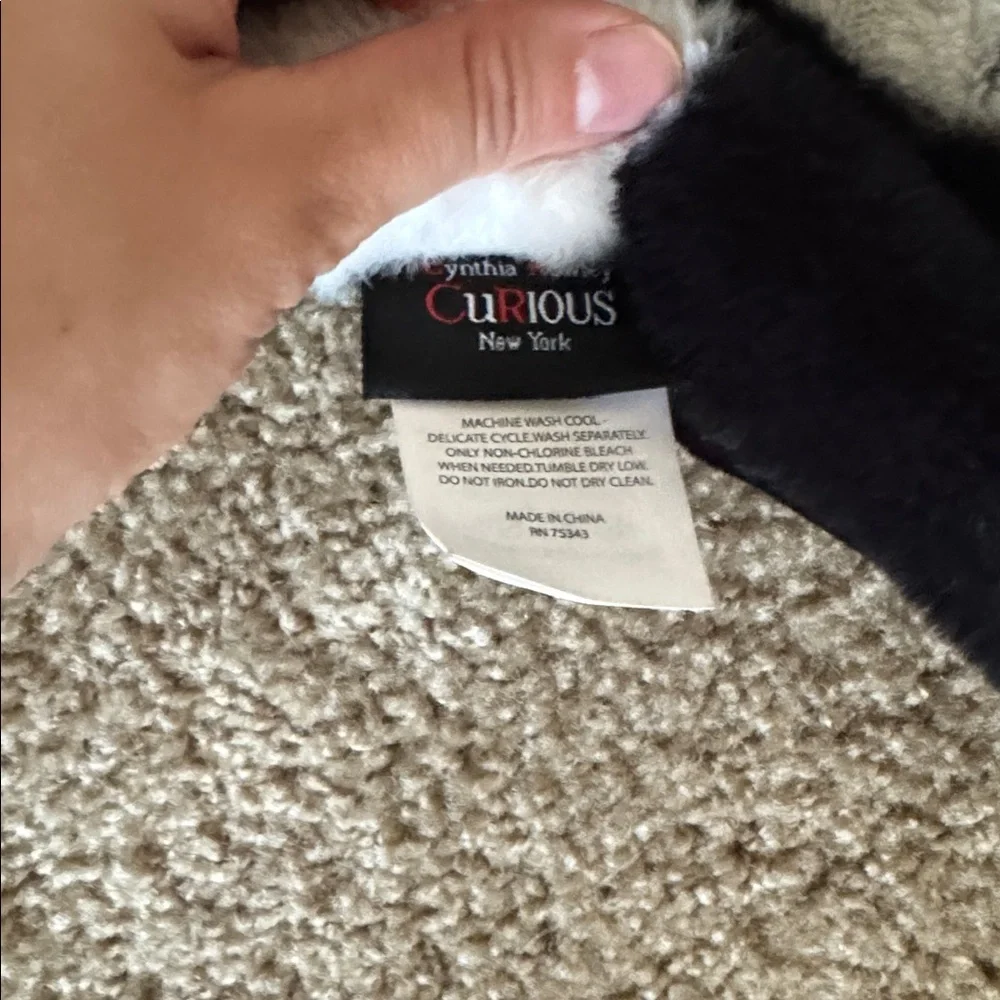 Cynthia Rowley faux fur Halloween ghost throw blanket